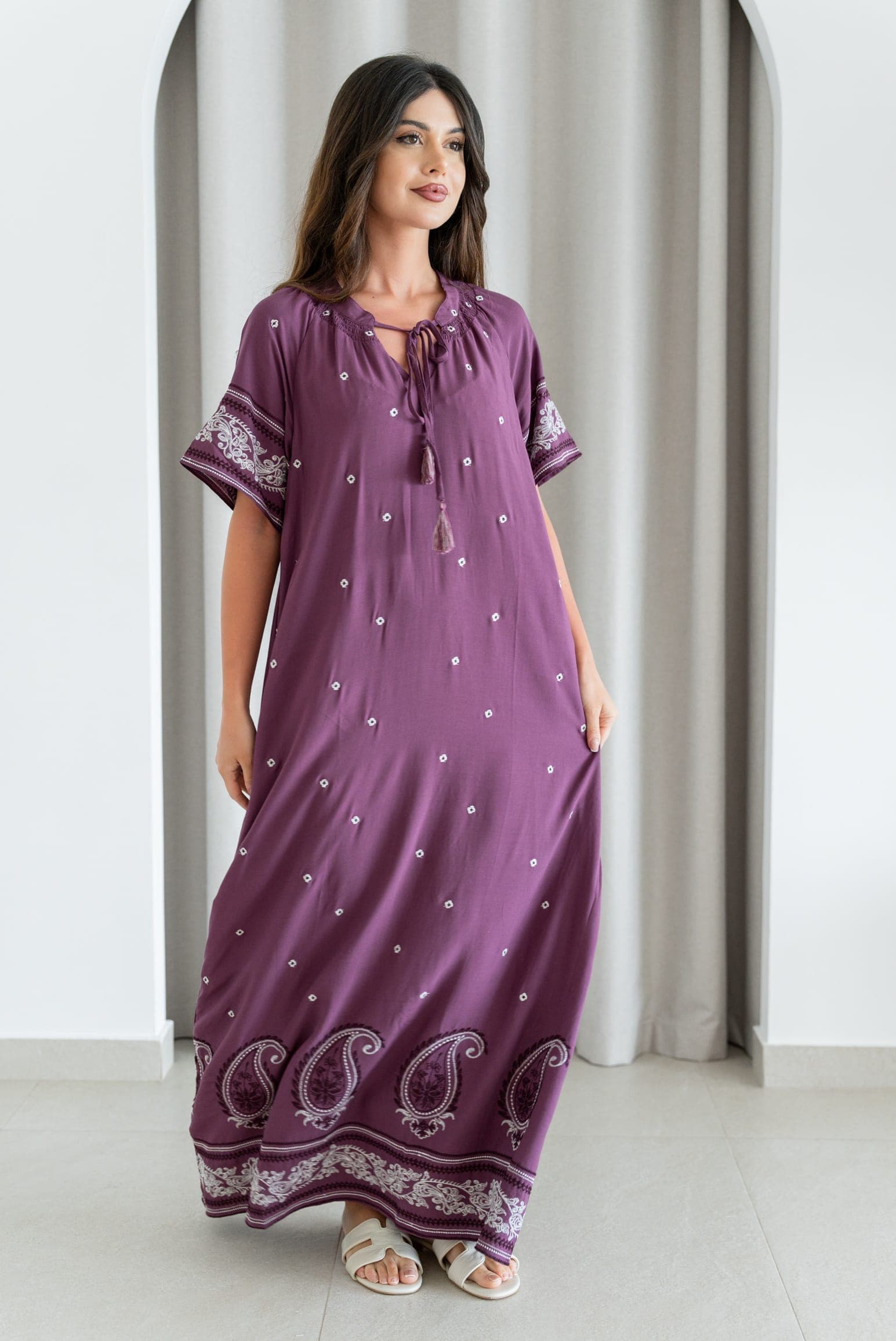 EMBROIDERED Платье