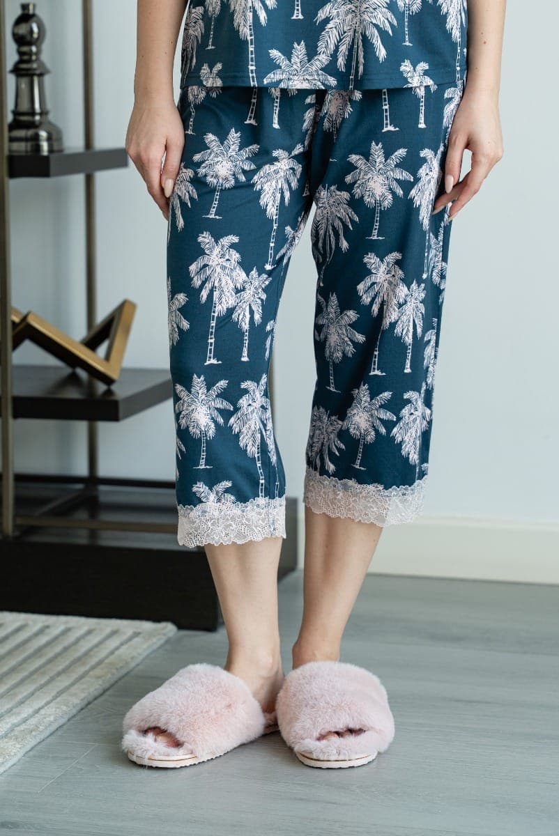 PALM PRINT Укороченные брюки