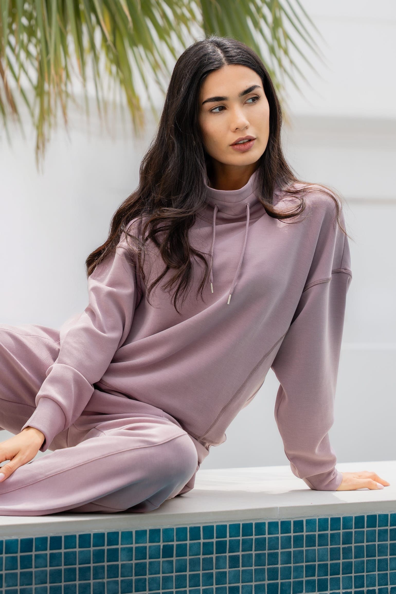 HIGH NECK Топ