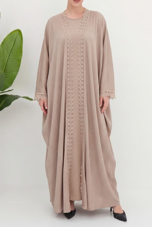 Абая с кружевом