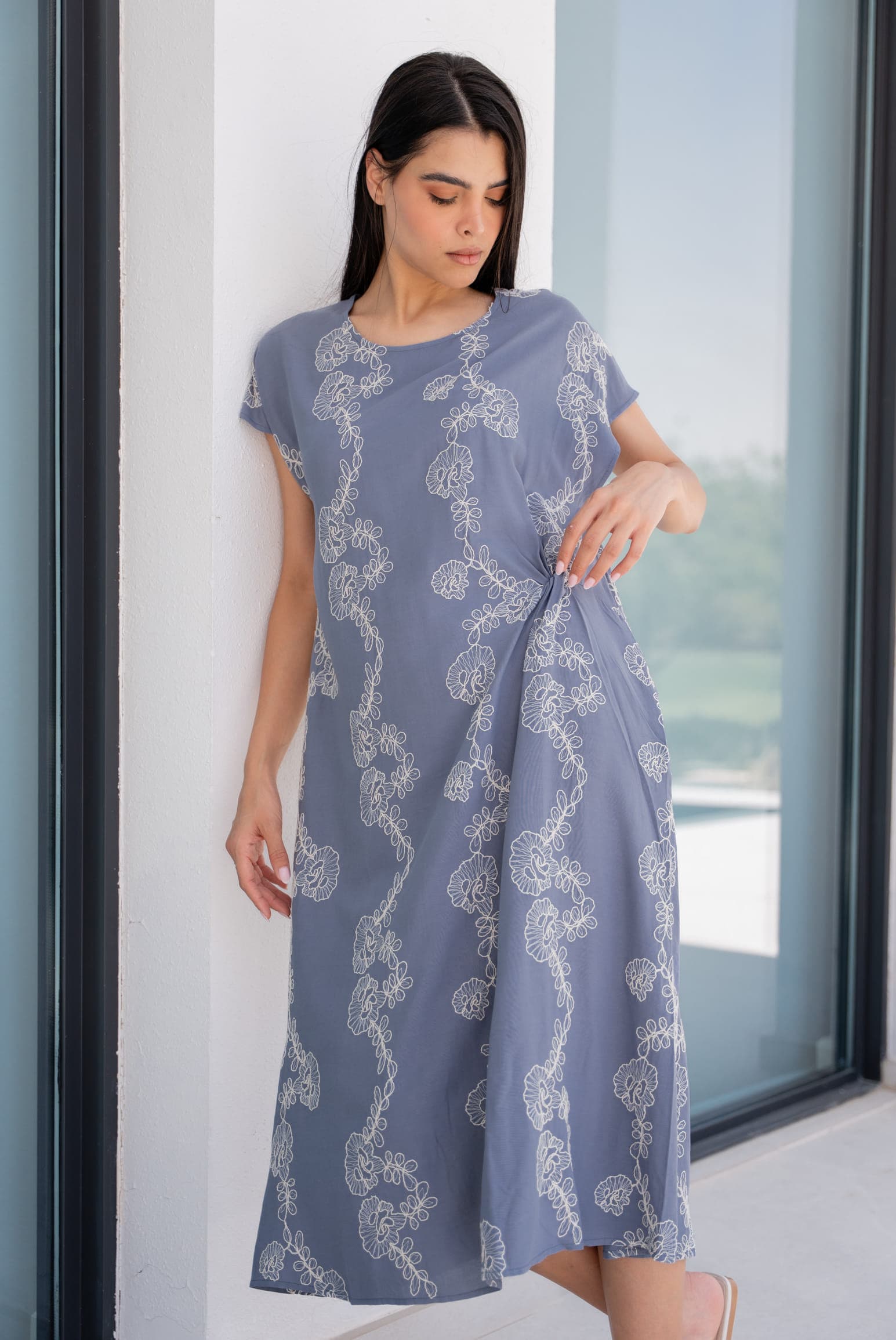 EMBROIDERY Платье